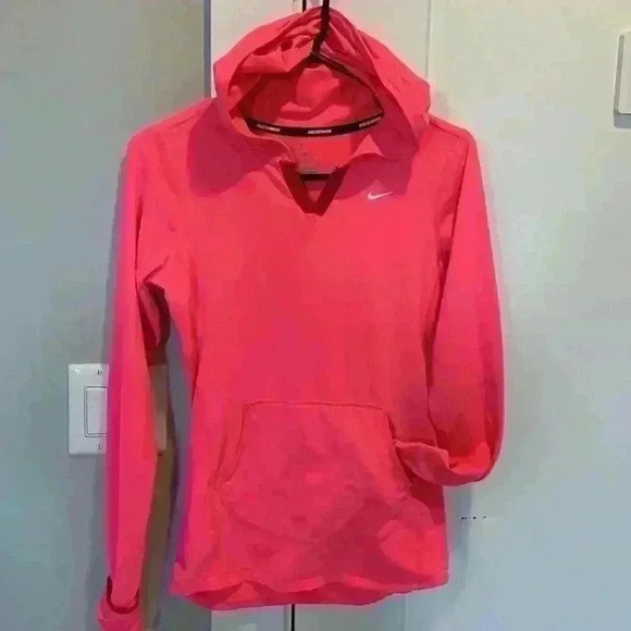 Nike Dri fit Long Sleeve with  Hood - Picture 2 of 11